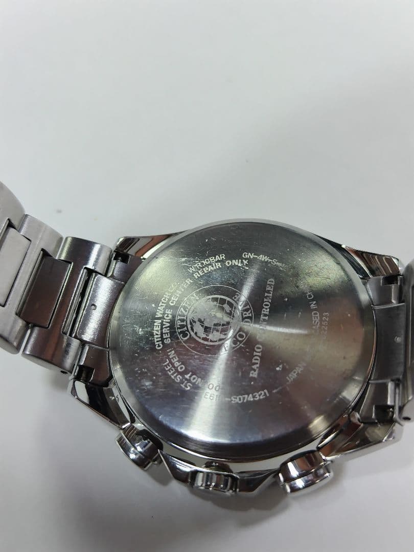 シチズン　アテッサ　エコドライブ　ソーラー電波時計　 クロノグラフ