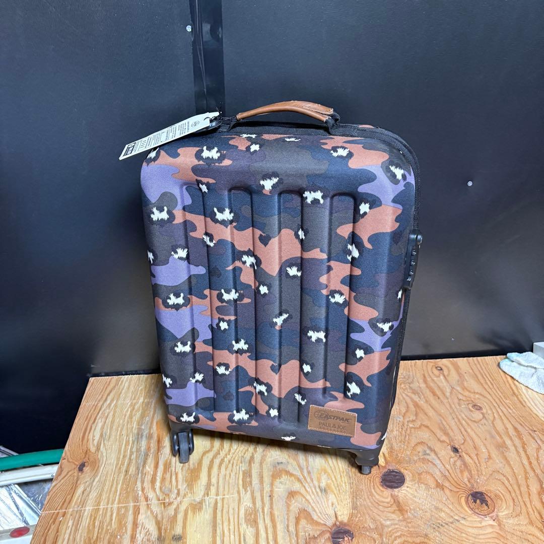 eastpak FEK73F-59P キャリーバック　未使用