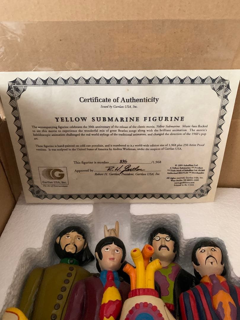 ビートルズ イエローサブマリン 置物 ラージ