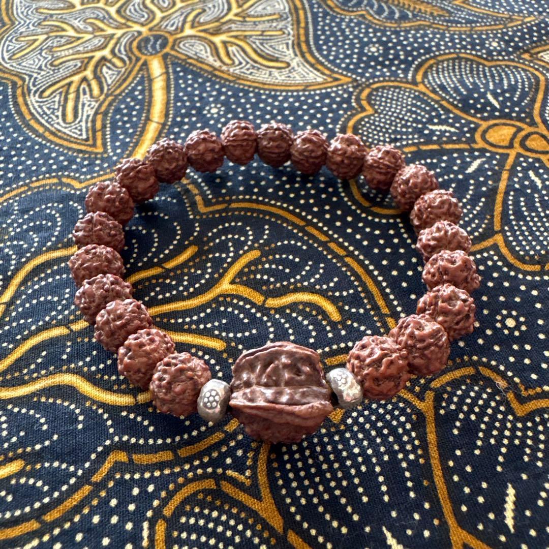 ✰︎‪ 琥珀 ✰ ✰︎　　ルドラクシャブレスレット　トップॐ