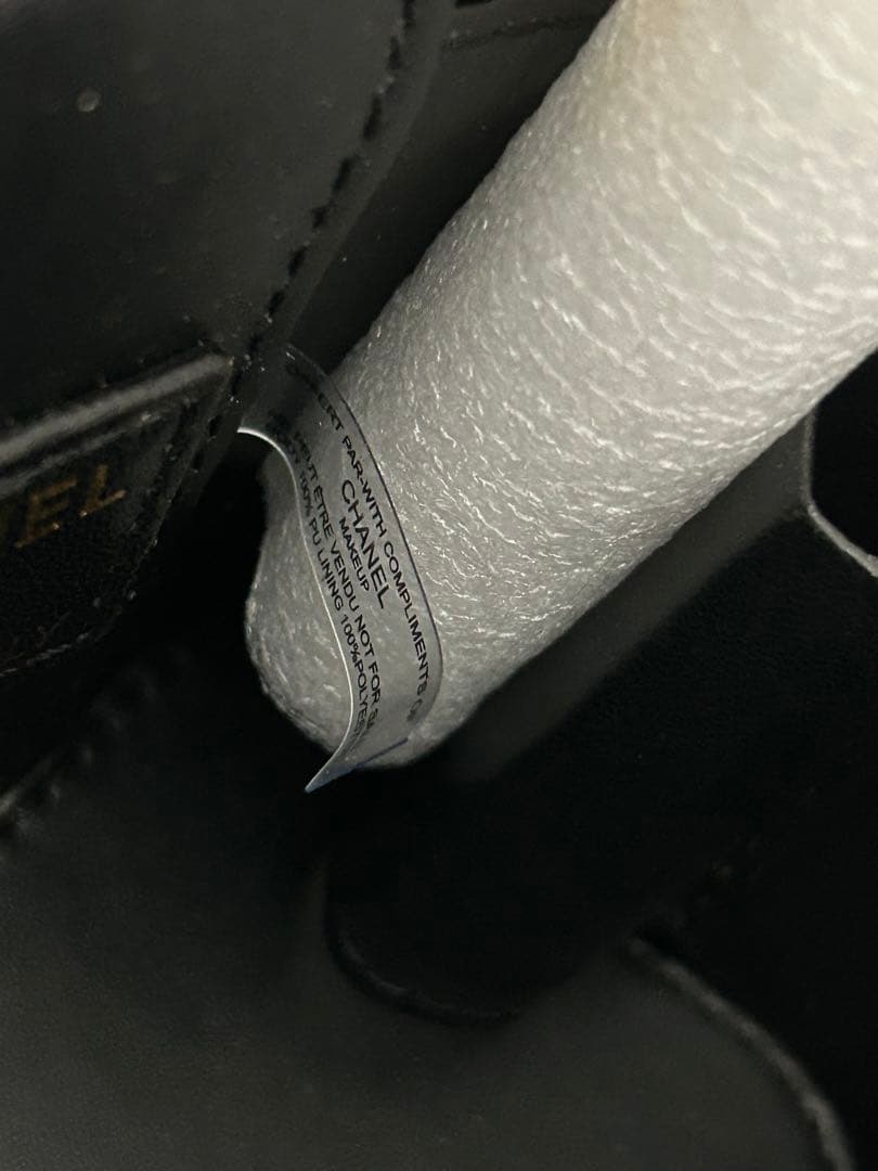 シャネル Chanel VIPギフト バッグ　ノベルティ　ショルダー