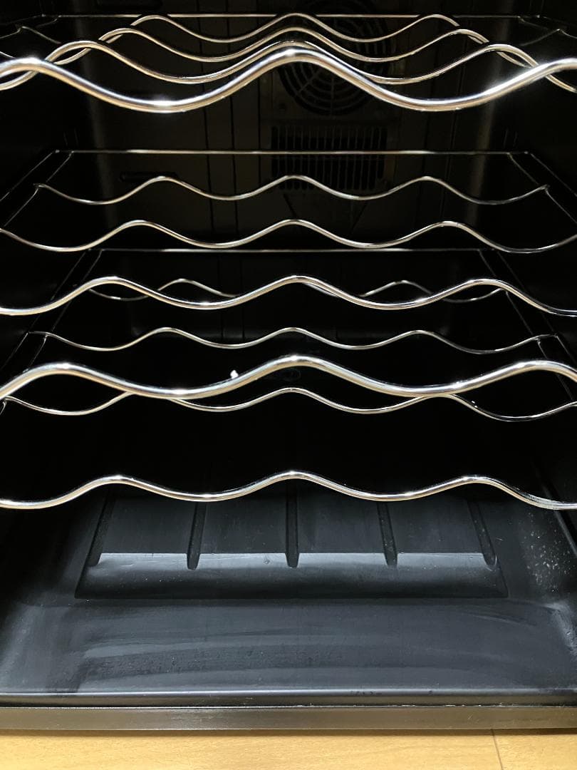 【中古美品(凹み有)】ottostyle.jp ワインセラー(最大32本収納)