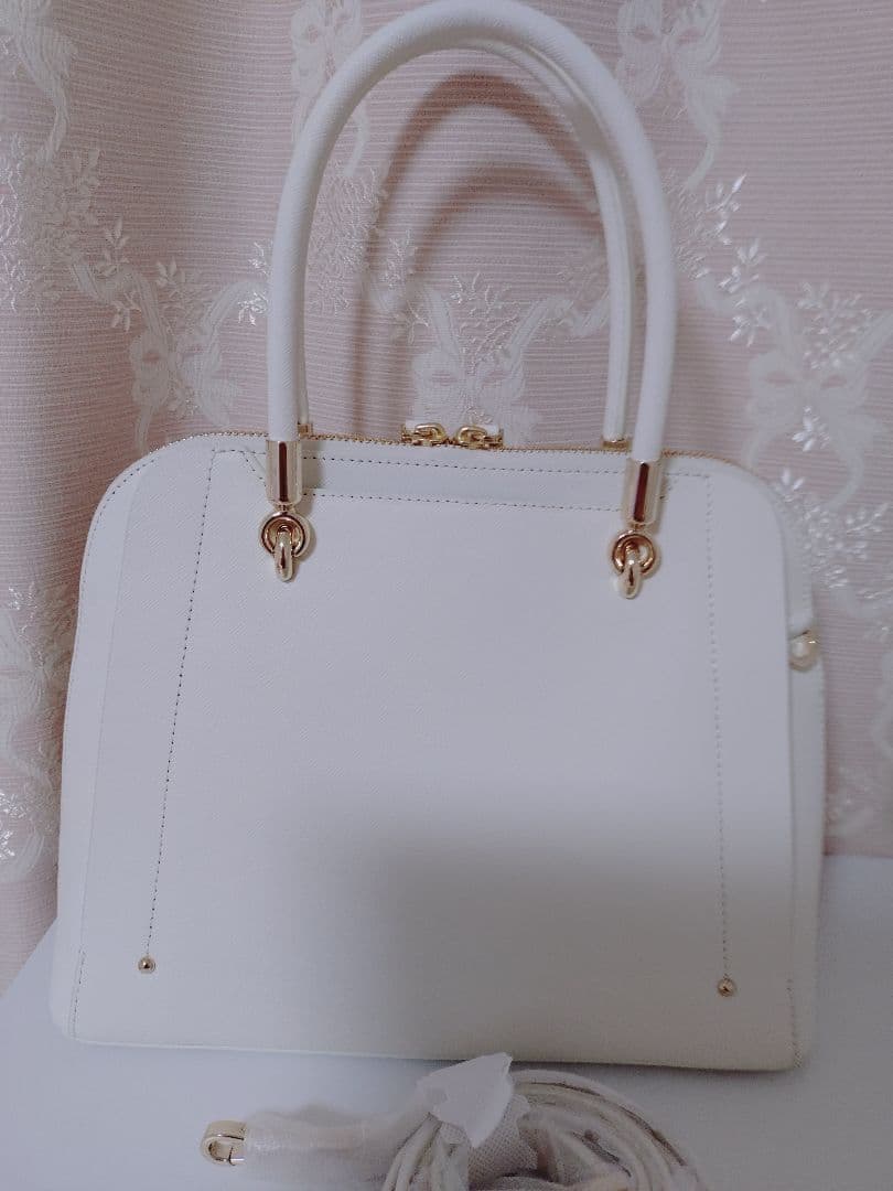 サマンサタバサ アベクトワ ホワイト