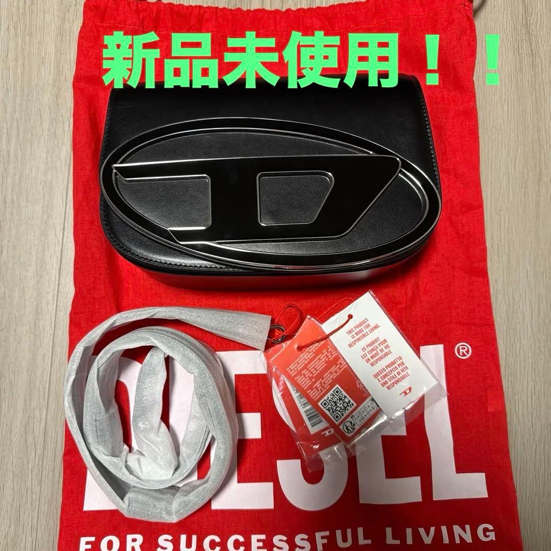 ❤️大人気❤️DIESELクロスボディバッグ