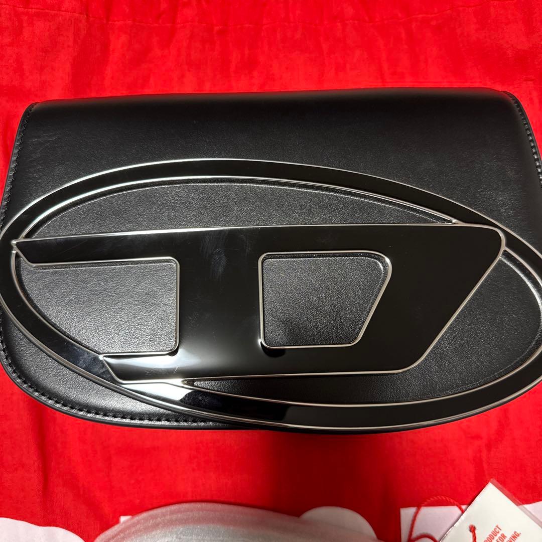 ❤️大人気❤️DIESELクロスボディバッグ