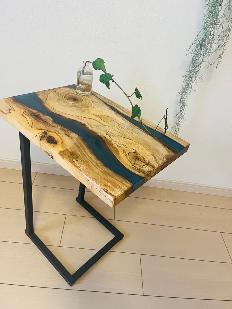 レジンテーブル　ソファテーブル　サイドテーブル