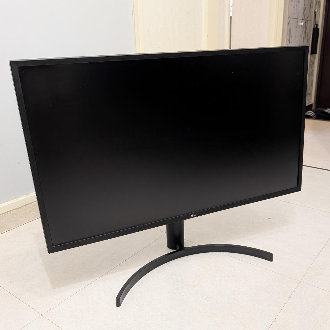 LG 32UK550-B 31.5型 4K モニター完動品