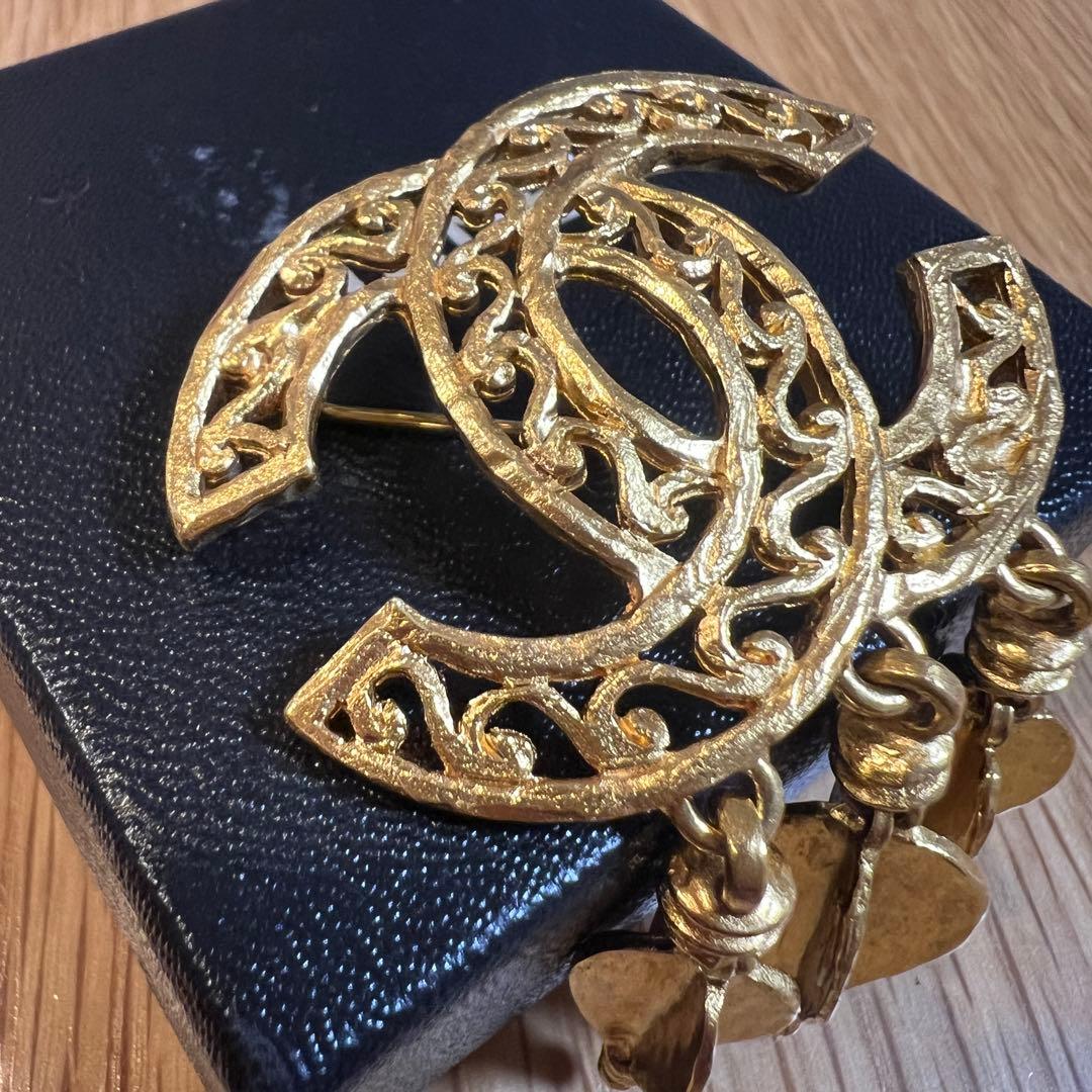 CHANEL ゴールドブローチ ココマーク ヴィンテージ 95 A