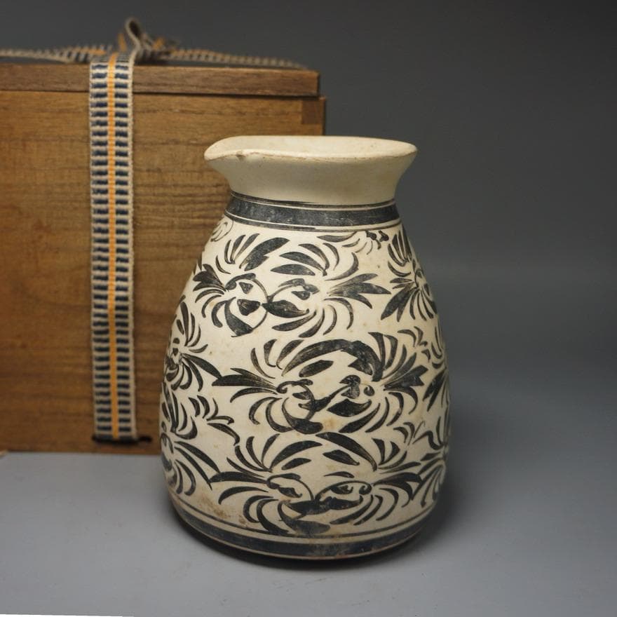 陶器製の花模様 木箱付き