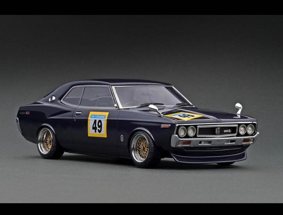 自動車 1/18 Nissan Laurel 2000SGX Purple