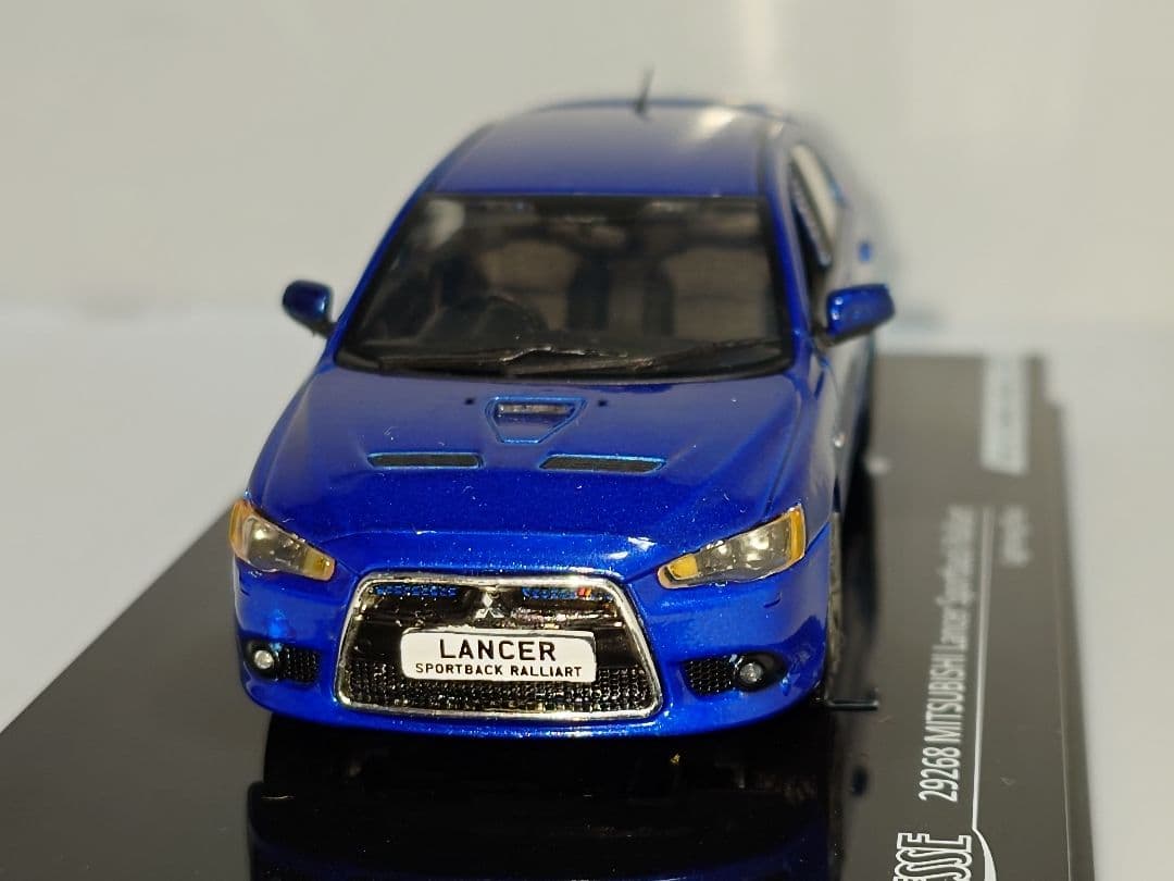三菱 ランサースポーツバック 1/43 ミニカー ブルー ビテセ