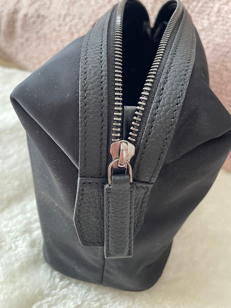 BONAVENTURA チェレステ ナイロン トラベルポーチ