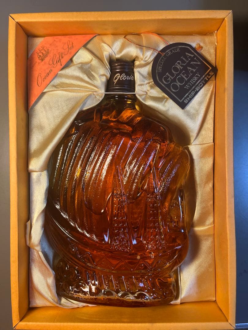 GLORIA OCEAN ウイスキー 船型ボトル
