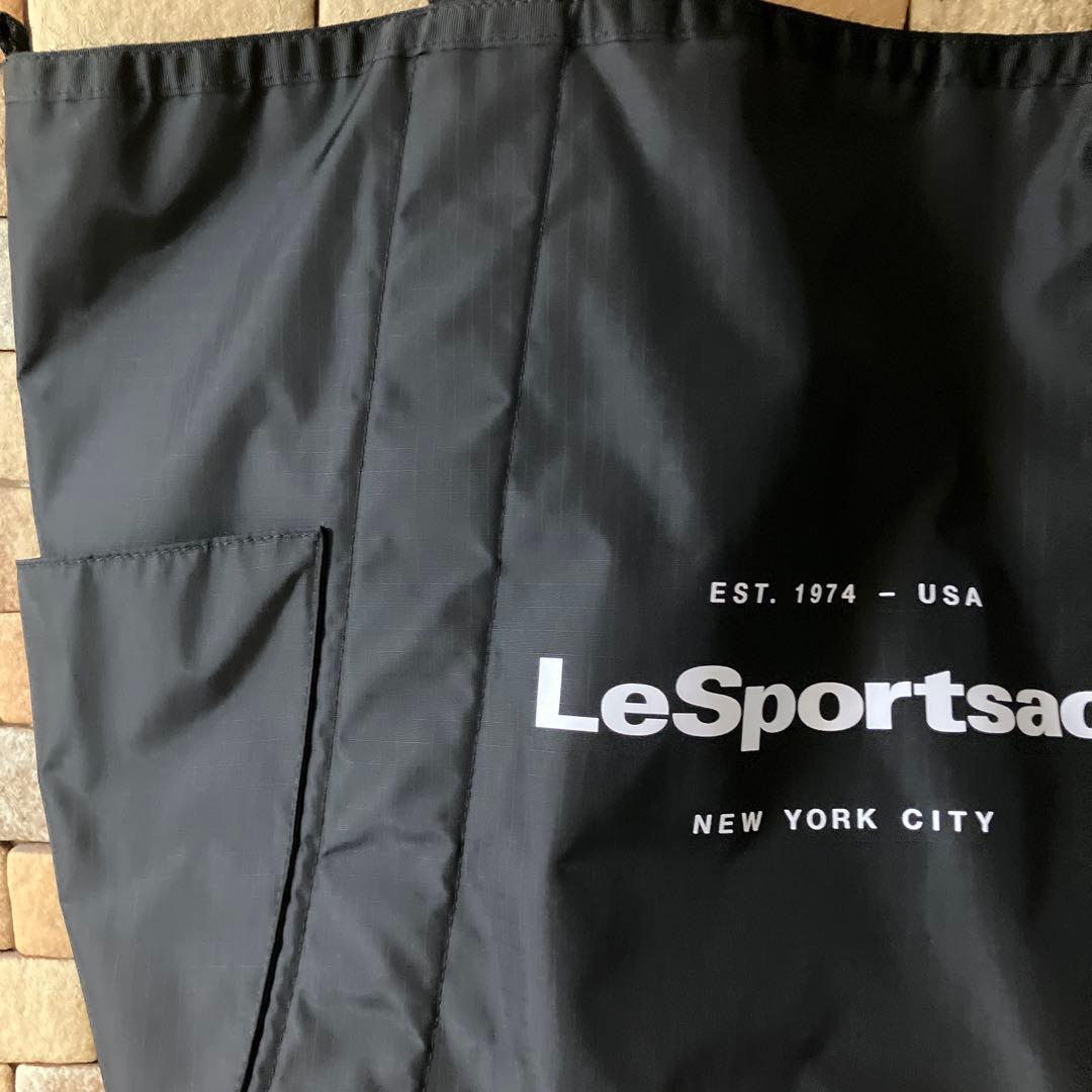 LeSportsac ショルダーバッグ（リバーシブル）