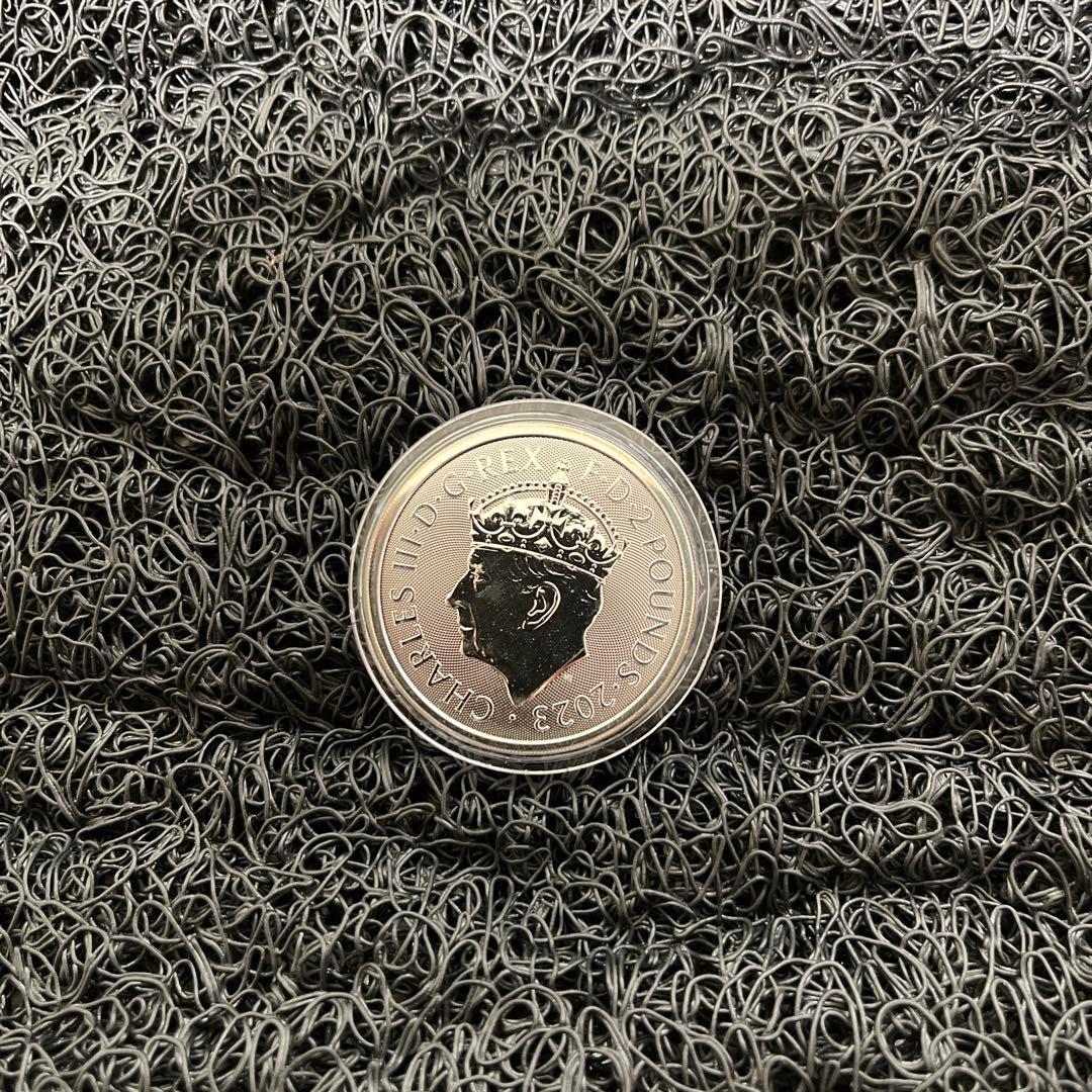 【チャールズ3世肖像】 2023ブリタニア 1オンス銀貨・戴冠式1オンス銀貨