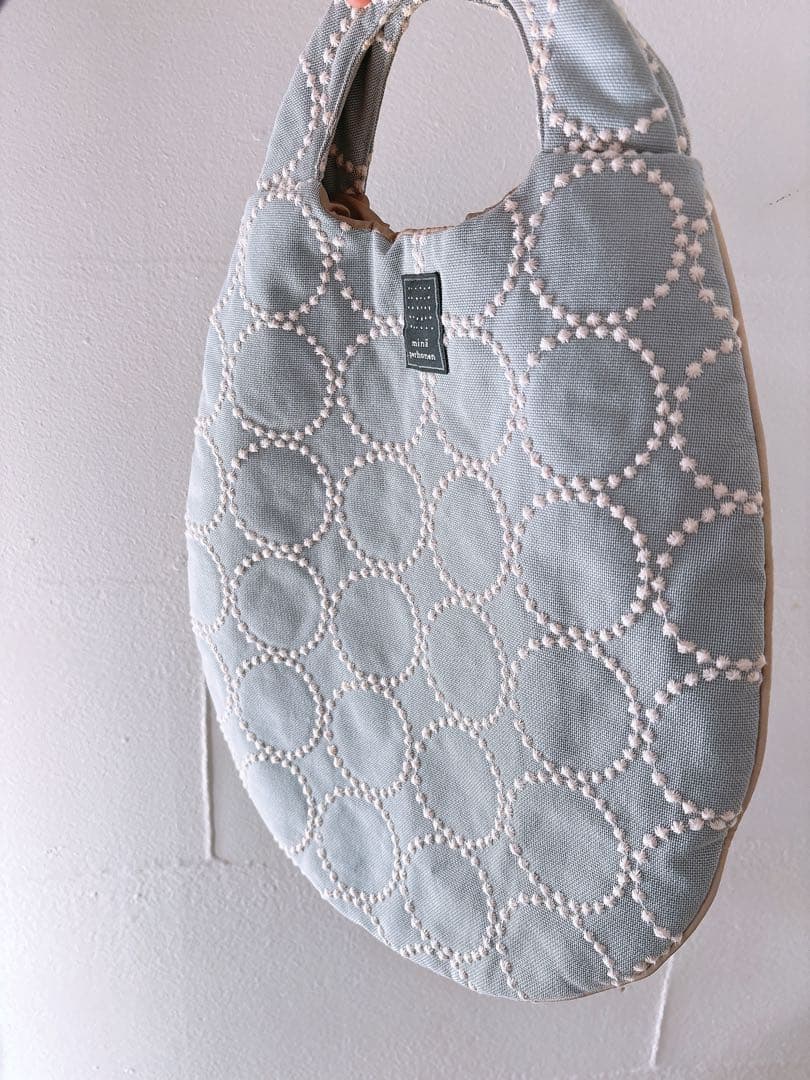 mina perhonen　タンバリン エッグバッグ 水色