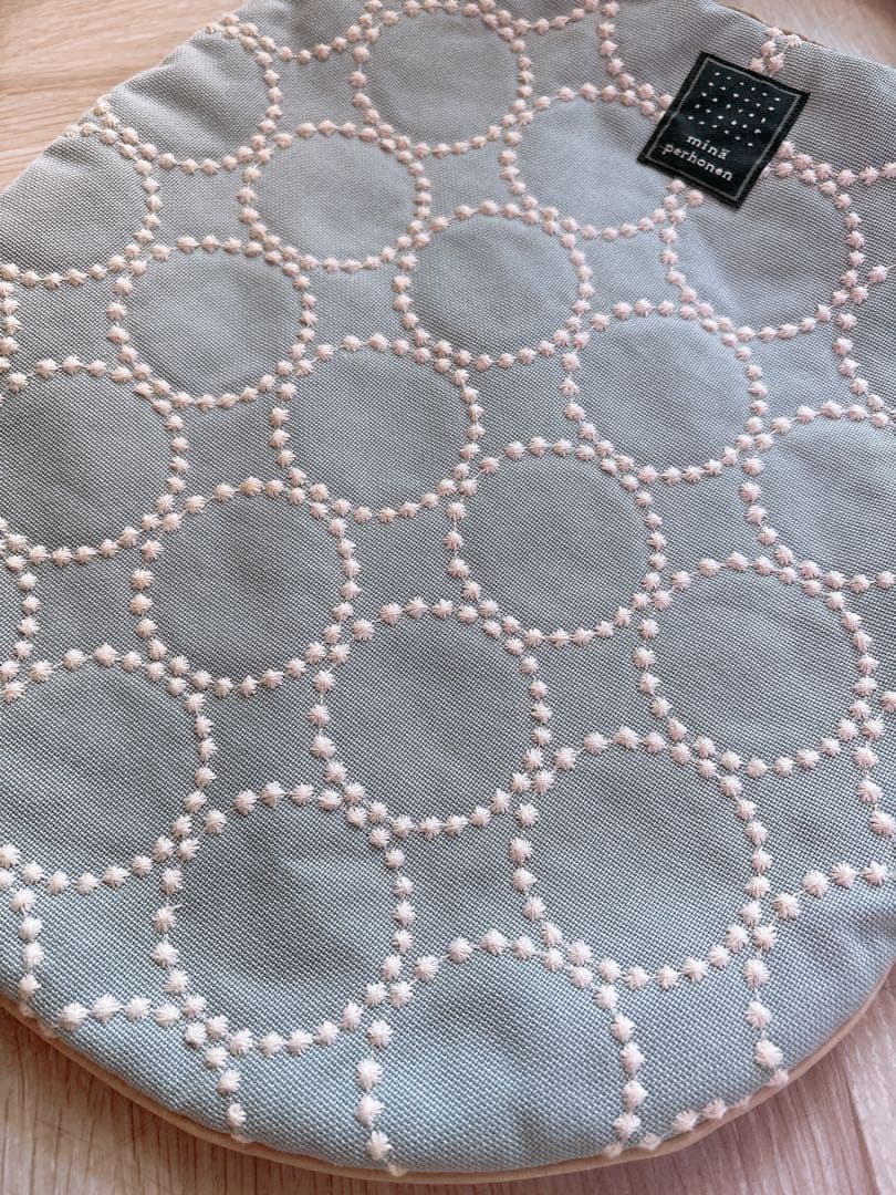 mina perhonen　タンバリン エッグバッグ 水色