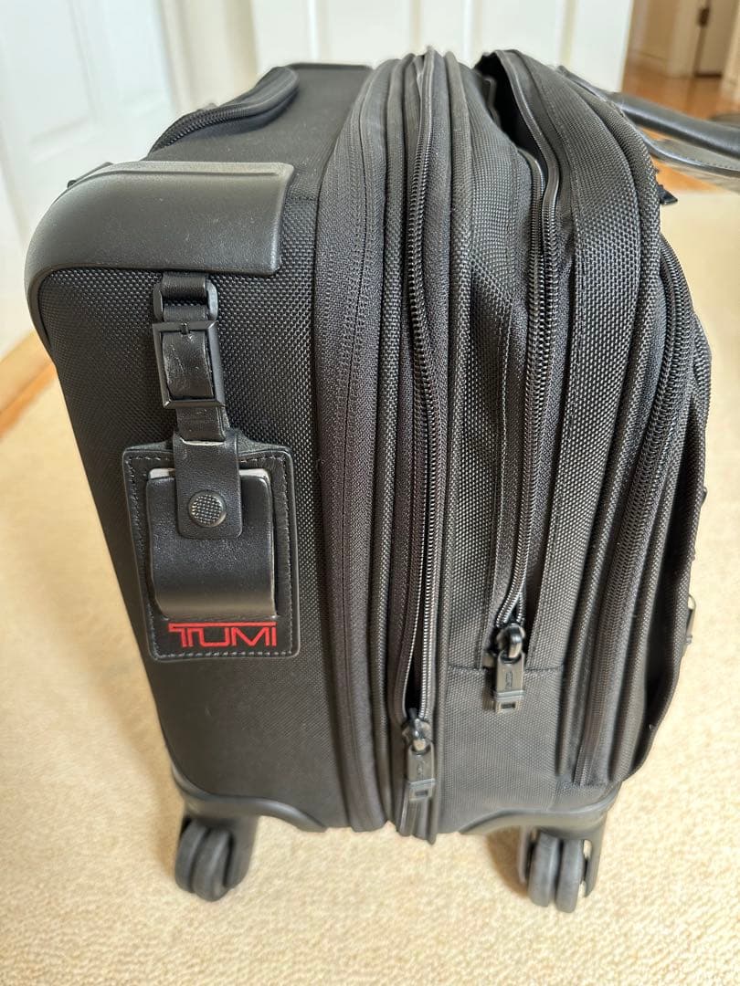 TUMI Alpha2 キャリーケース 26627D2 機内持込可