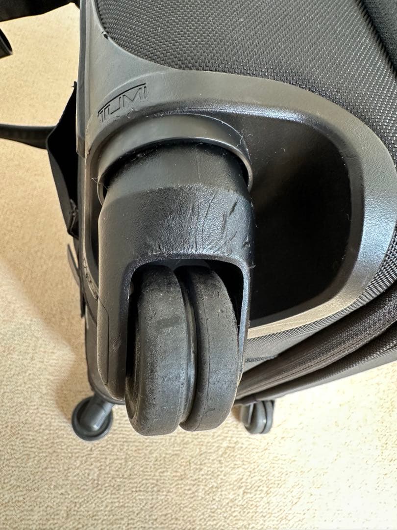 TUMI Alpha2 キャリーケース 26627D2 機内持込可