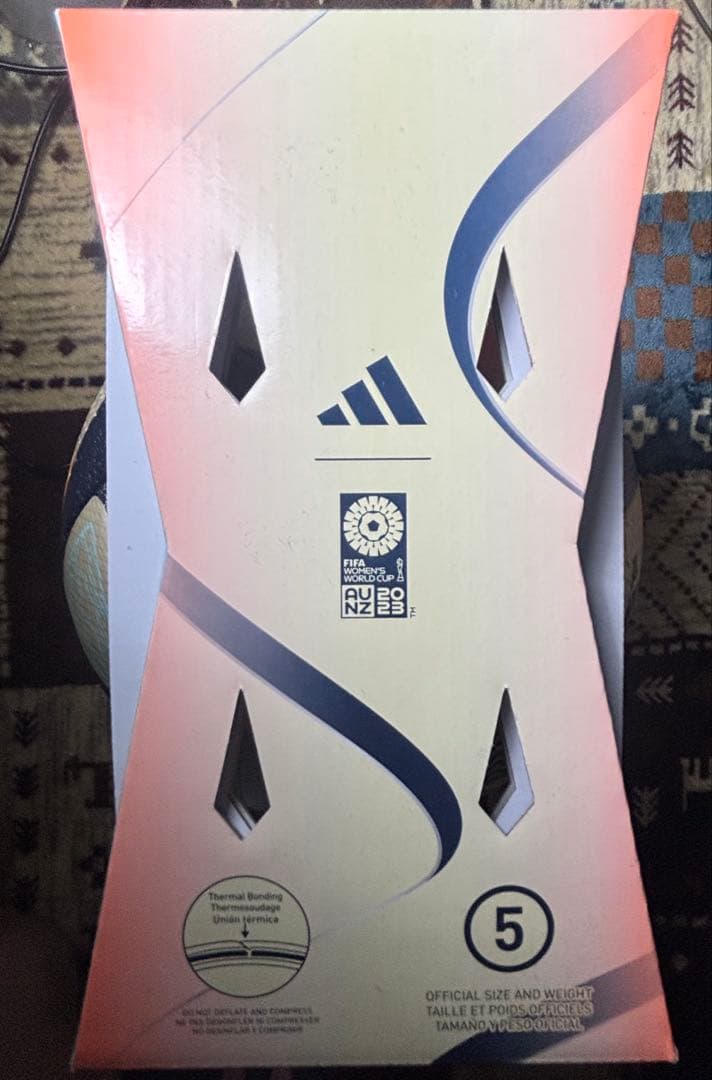 adidasオーシャンズ FIFA2023サッカーボール 5号球　4月25日〆切