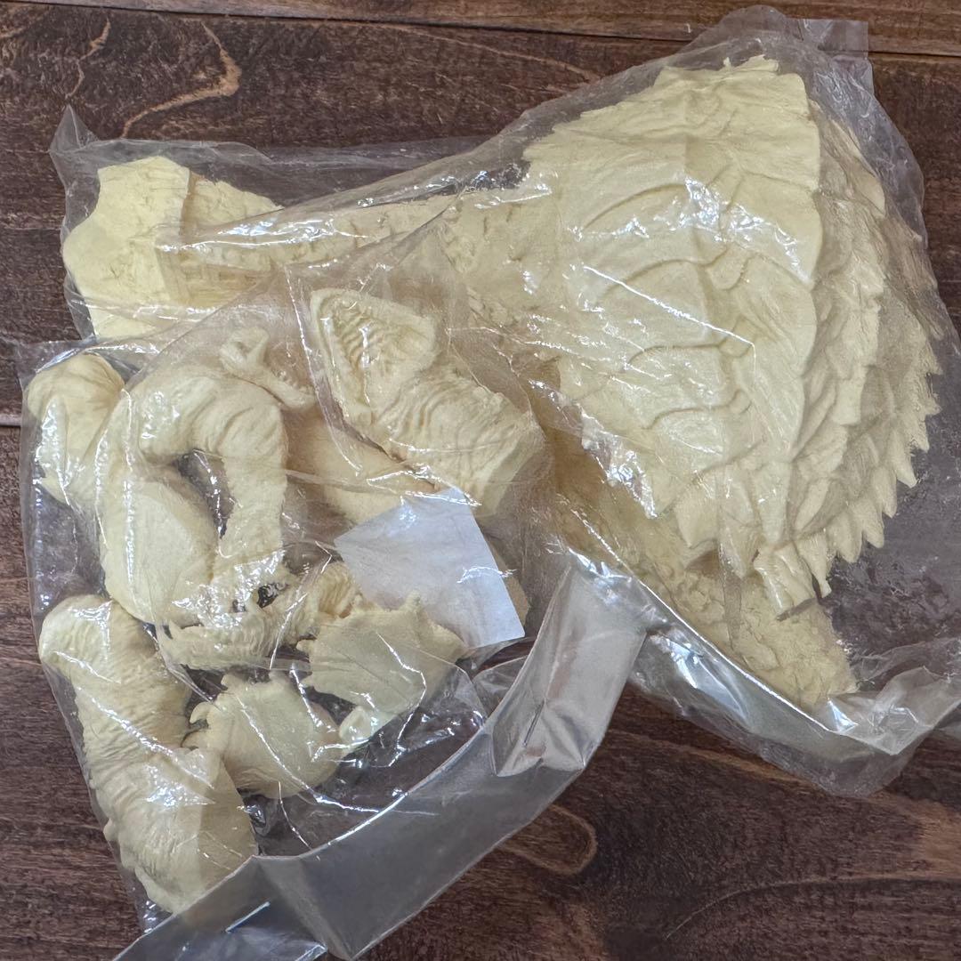 海洋堂 原型：松村しのぶ ガメラ ギャオス セット レジンキット【内袋未開封】