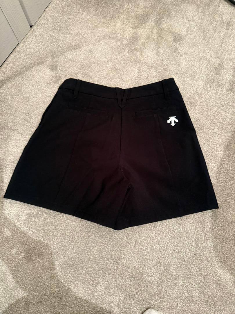 デサント　ゴルフウエア　Mサイズ