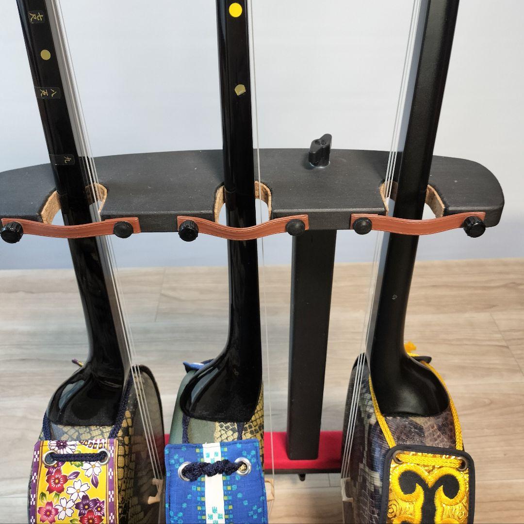 【NEW】転倒防止付き 木製スタンド 3本用（三線/ウクレレ／ギタレレ）