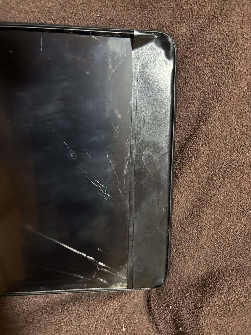 iPad mini5 64GB画面割れ