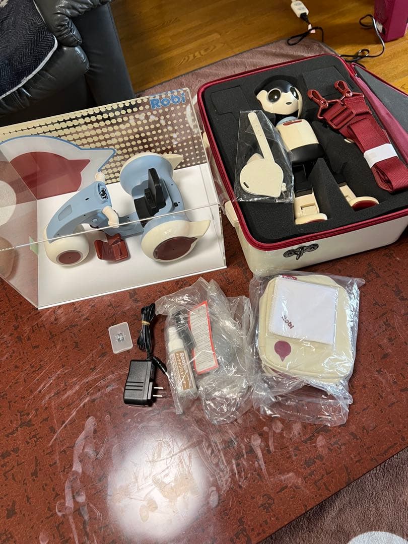 ロビ、ロビクル、キャリングケース、アクリルケース等