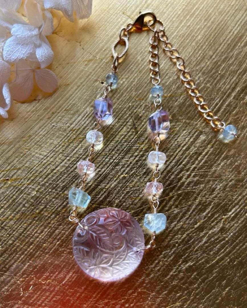 専用❣️ピンクアメジストプルメリアカービング＆アクアマリンとモルガナイトのブレス他