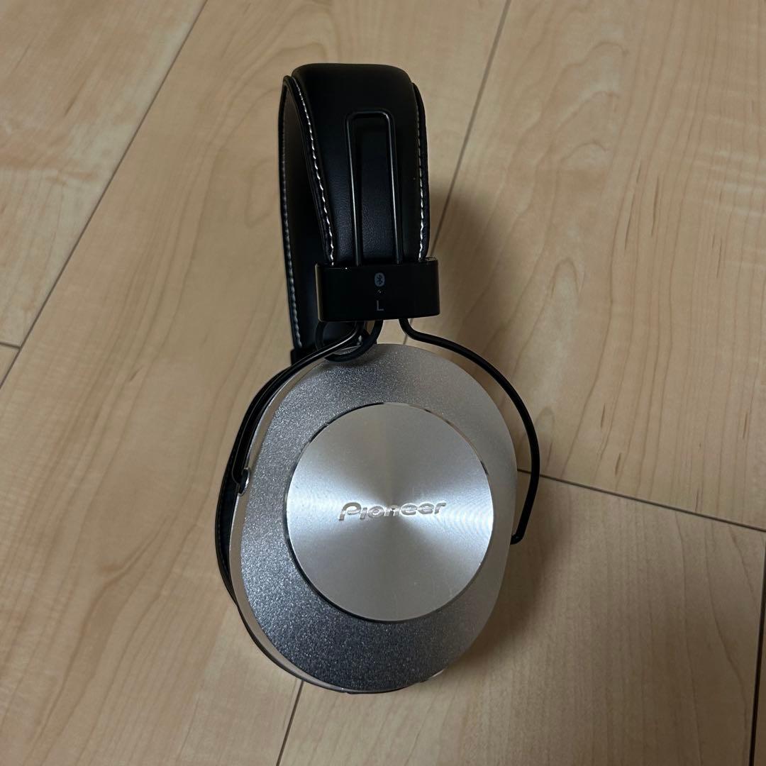 Pioneer SE-MS7BT ヘッドホン　シルバー