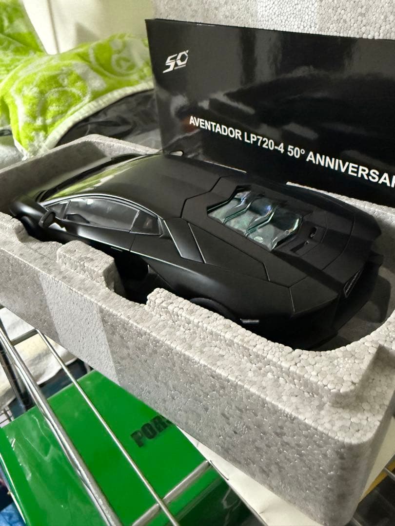 希少　難有　1/18 オートアート　ランボルギーニ アヴェンタドール　50th