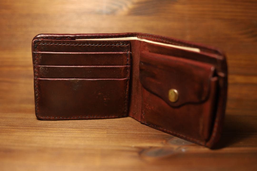 S*E様 COMIPEL社　ホースバット　トラッカーウォレット　数量限定‼️