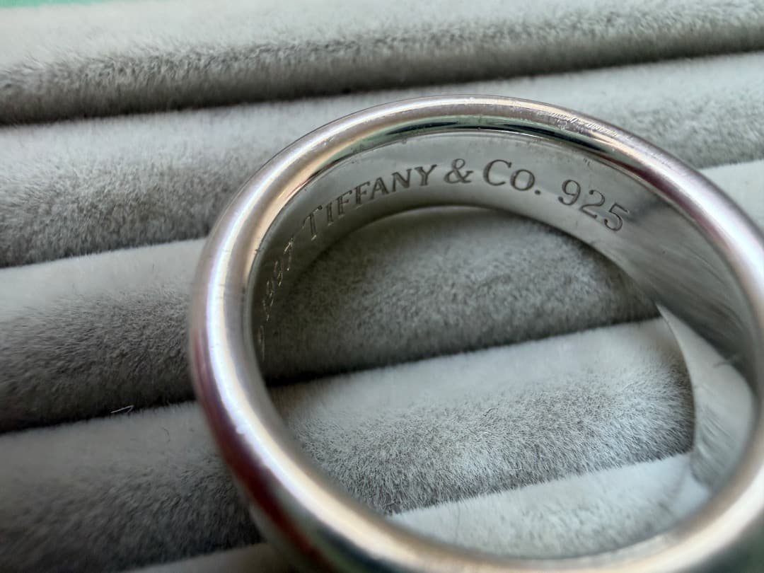 期間限定お値下げ　１９.５号　ナローロング　１８３７　ティファニー