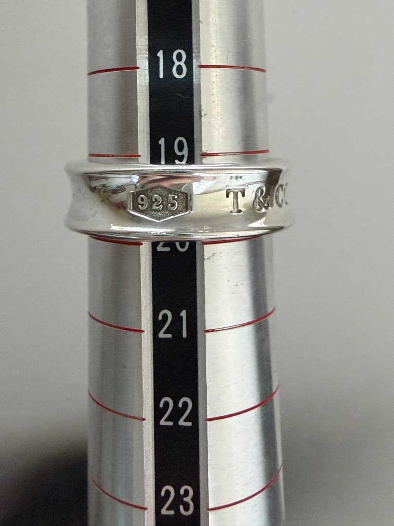 期間限定お値下げ　１９.５号　ナローロング　１８３７　ティファニー