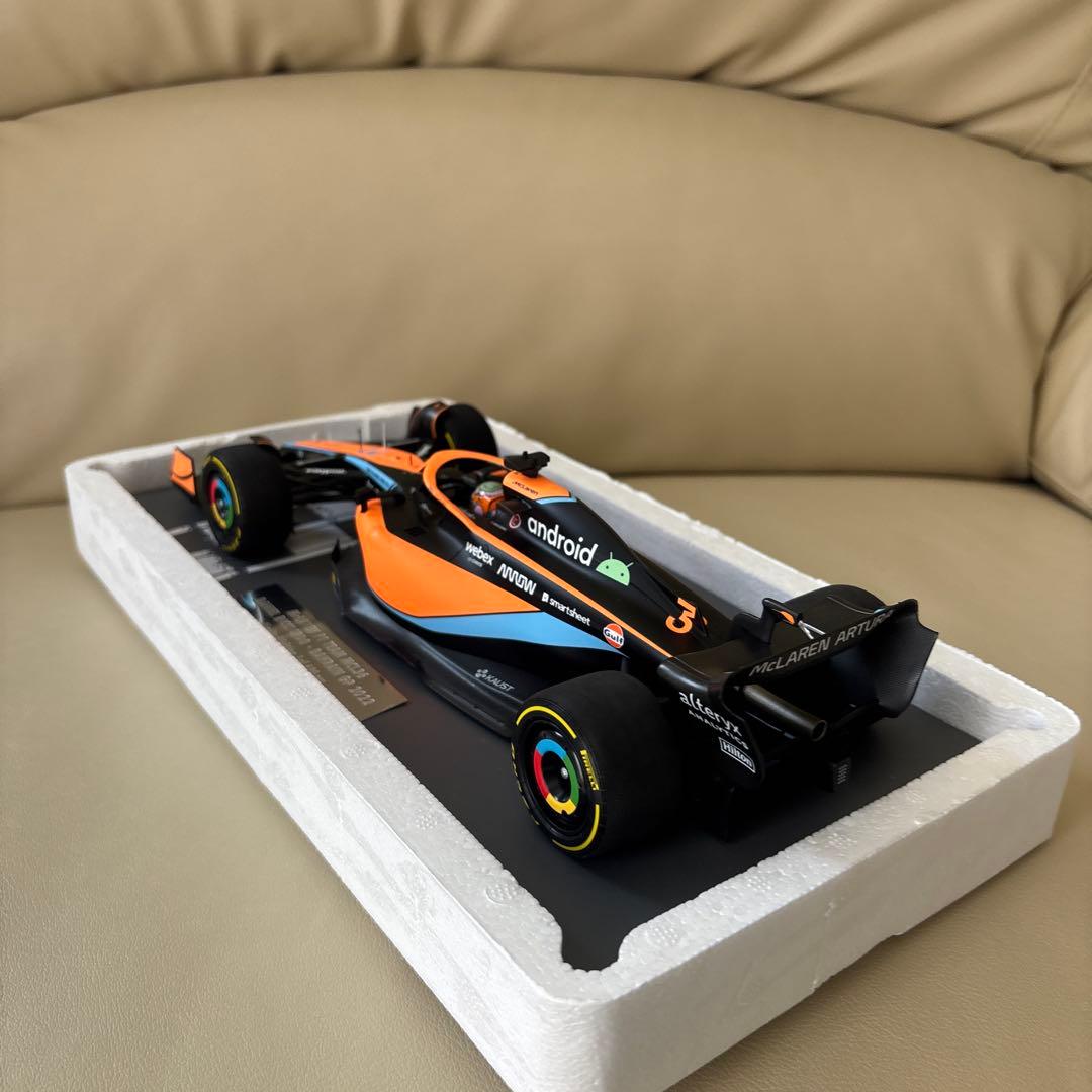 1/18 ミニチャンプス マクラーレンMCL36 D.リカルド