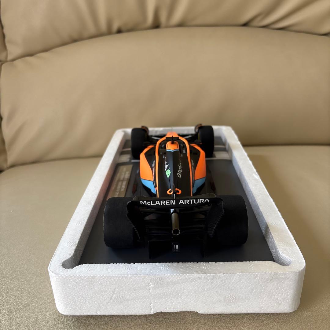 1/18 ミニチャンプス マクラーレンMCL36 D.リカルド