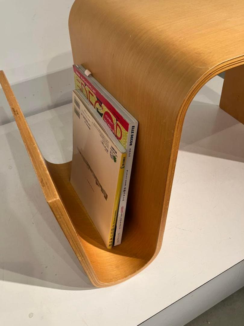 プライウッド、マガジンラック付きサイドテーブル、ミッドセンチュリー、北欧、モダン