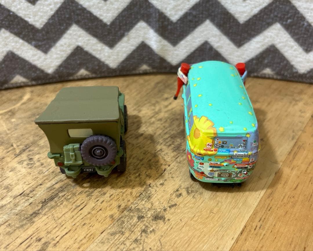 マテル　カーズ ラジエータースプリングスの仲間たち7台セット