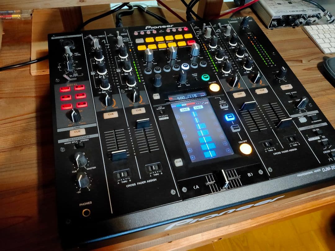 Pioneer DJM 2000 nexus DJミキサー