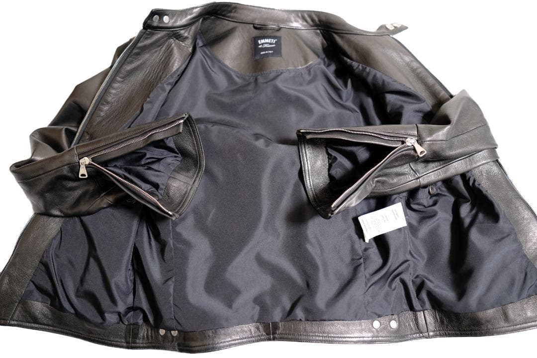 【美品】 EMMETI H UOMO シングルライダースレザージャケット