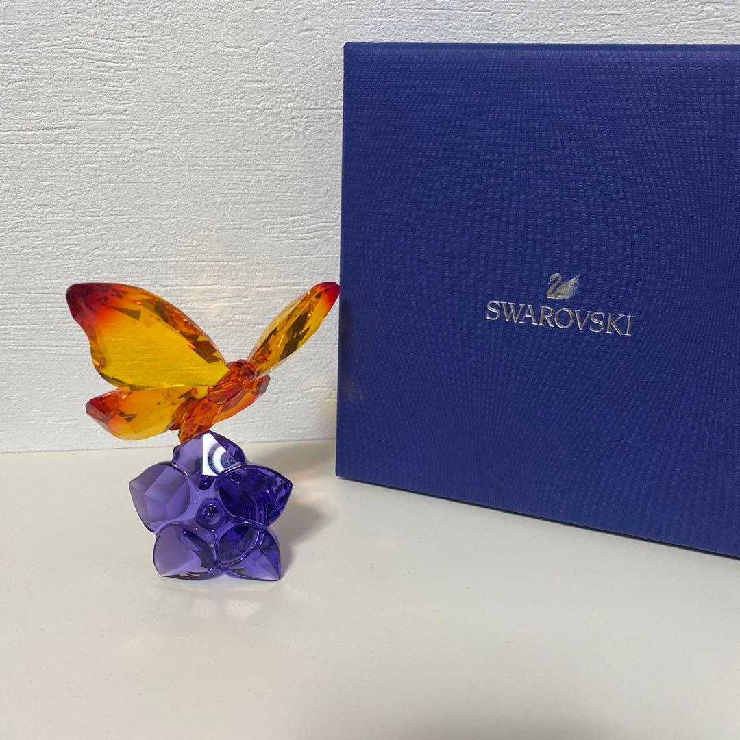 スワロフスキー★バタフライと花　置物