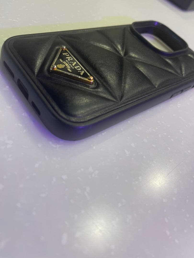 PRADA iPhone14Pro用ケース ブラック キルティング