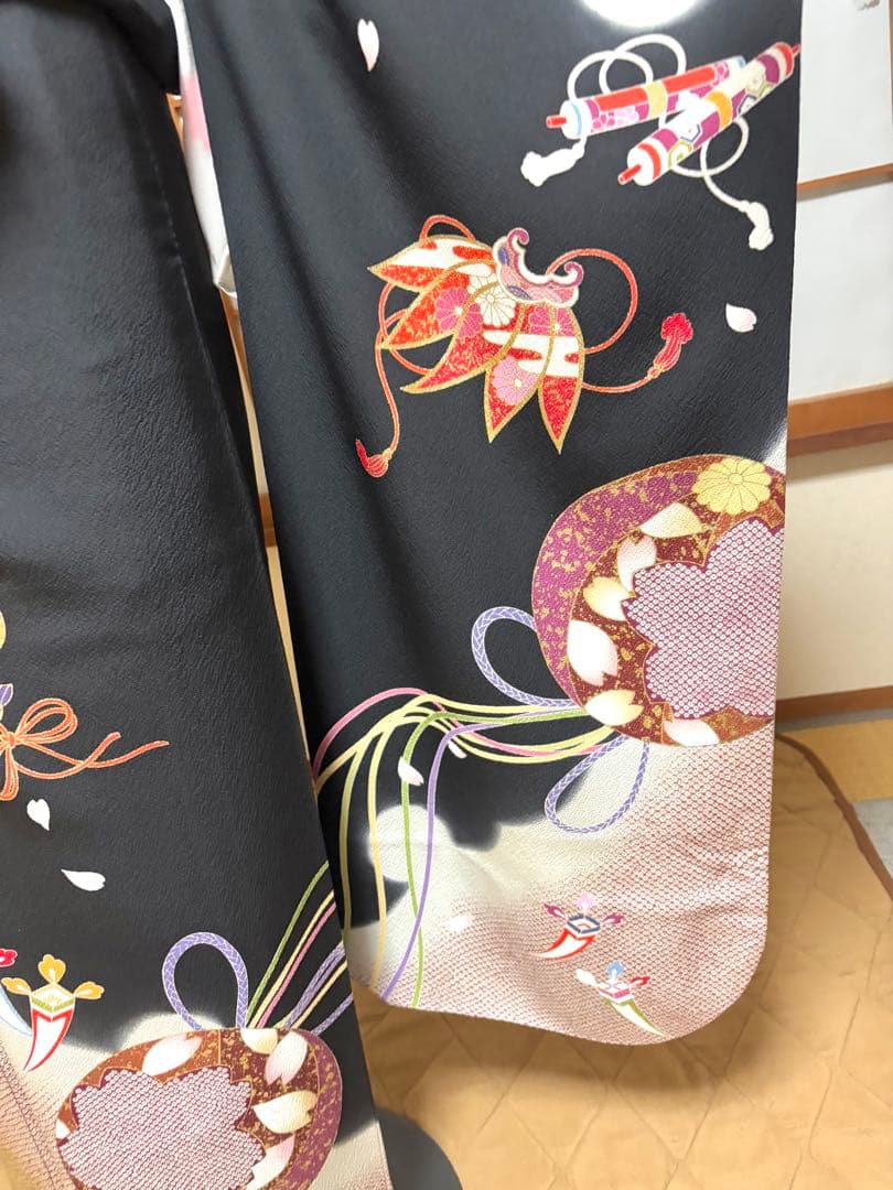 振袖フルセット　早い者勝ち！大特価！　宝尽くし柄　正絹　中古　成人式　フォーマル