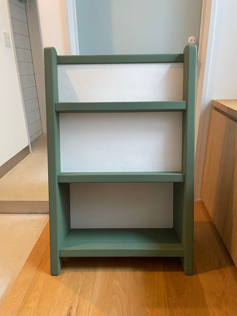 絵本棚 山の前製作所　ほろほろ森