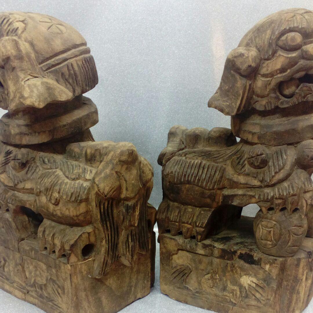 仏教古美術中国朝鮮方面江戸期頃細密造形木彫ニ対獅子２５〜２７センチ寺社仏閣当時物