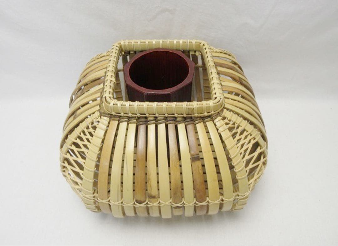 ほぼ未使用 華道具 竹心斎造 花籠 竹おとし付 花器 和室 竹細工 共布 共箱