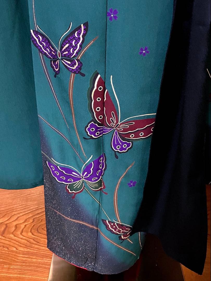 振袖フルセット　蝶々が舞う友禅振袖　クールな色はさりげなく美人色　成人式振袖