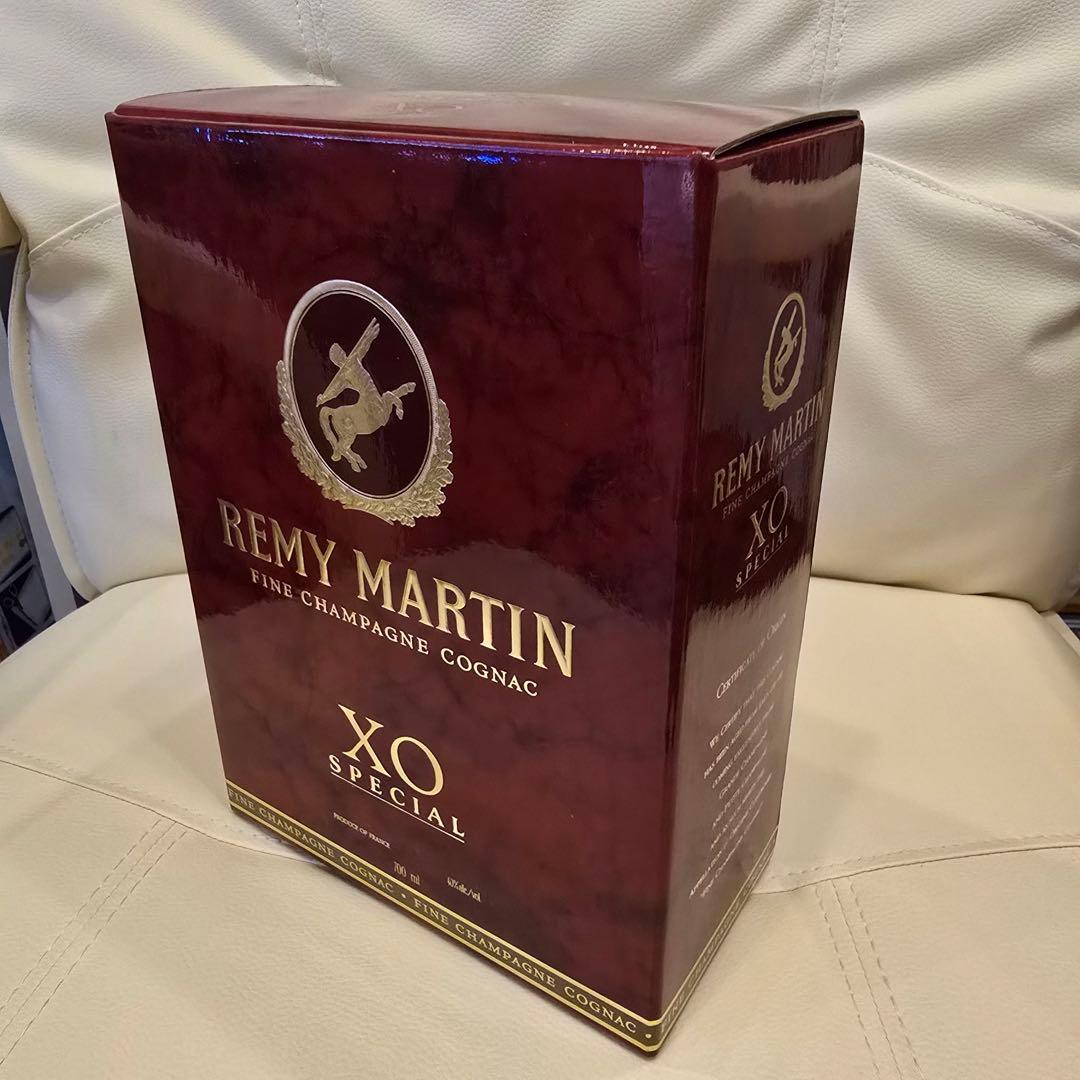 新品未開封　REMY MARTIN レミーマルタンXO SPECIAL700ml