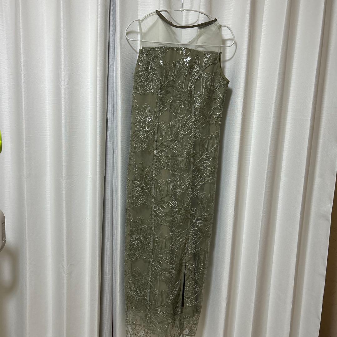 lejaチュールオフショルダー花柄Iラインワンピースドレス